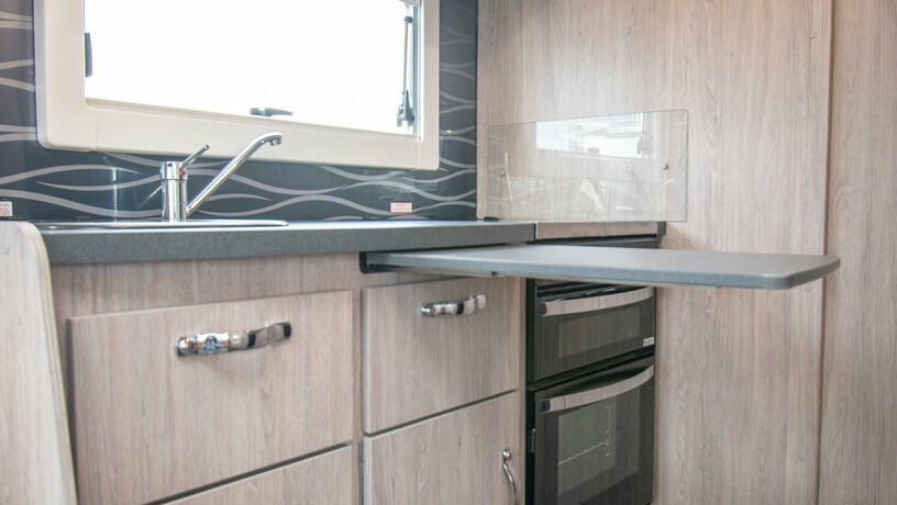 Burford Duo Kitchen with Worktop Extension