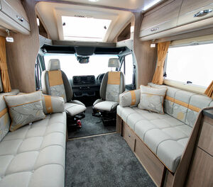 Autosleeper Burford Duo living
