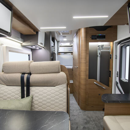 Mileo 243 Front to Rear