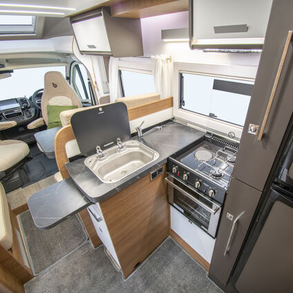 Mileo 243 Kitchen with Worktop Extension
