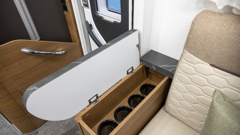 Mileo 243 Cup Holder