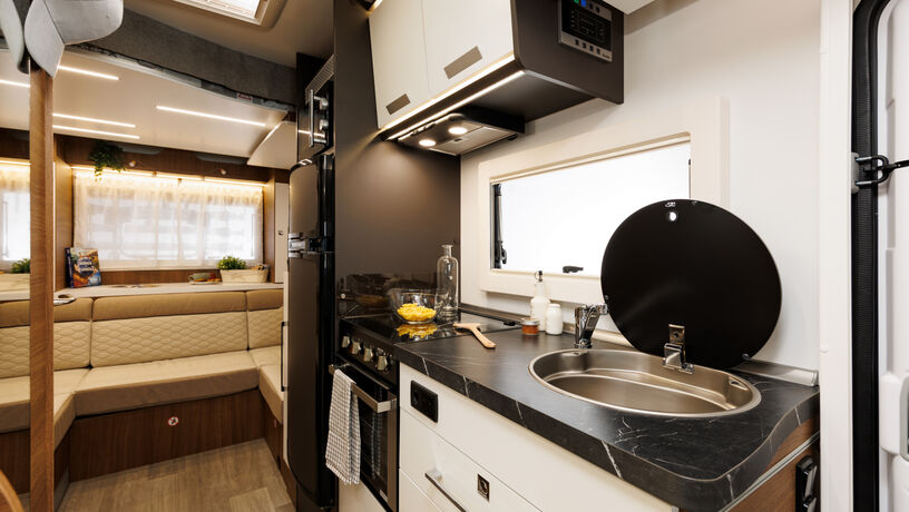Mileo 282 2025 kitchen