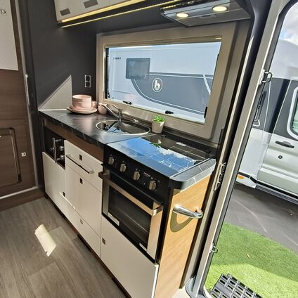 Mileo 286 2025 kitchen