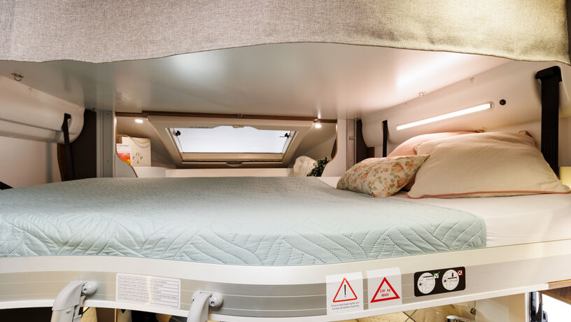 Mileo 294 2025 drop down bed