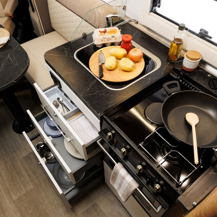 Mileo 294 2025 kitchen storage