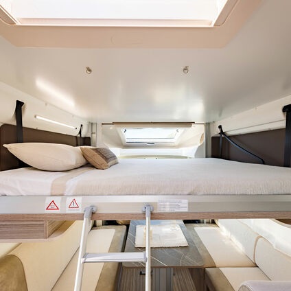 Benimar Mileo 286 bed