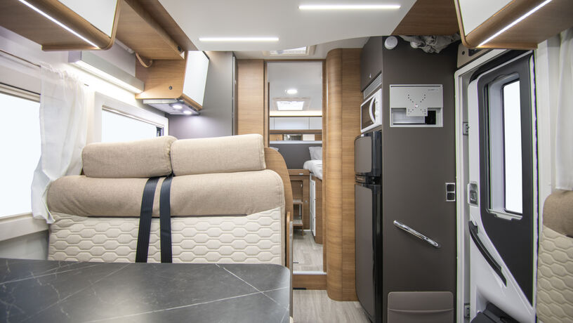 Tessoro 463 2025 Front to Back