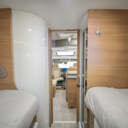 Tessoro 463 2025 Back to Front