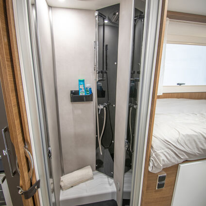 Tessoro 463 2025 Shower