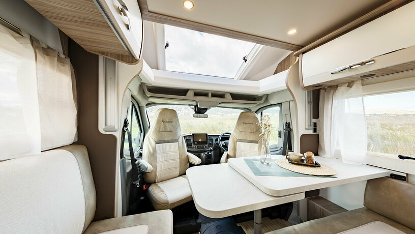 Benimar Tessoro 482 back to front2