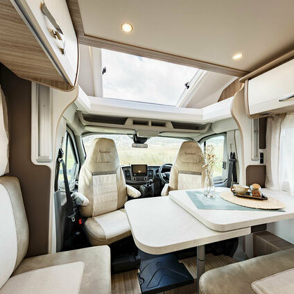 Benimar Tessoro 482 back to front2