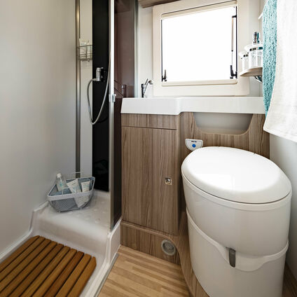 Benimar Tessoro 482 bathroom