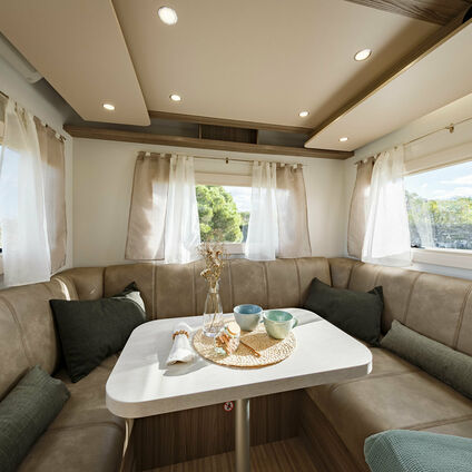 Benimar Tessoro 482 front to back