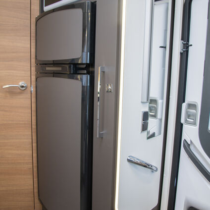 Tessoro 487 Fridge