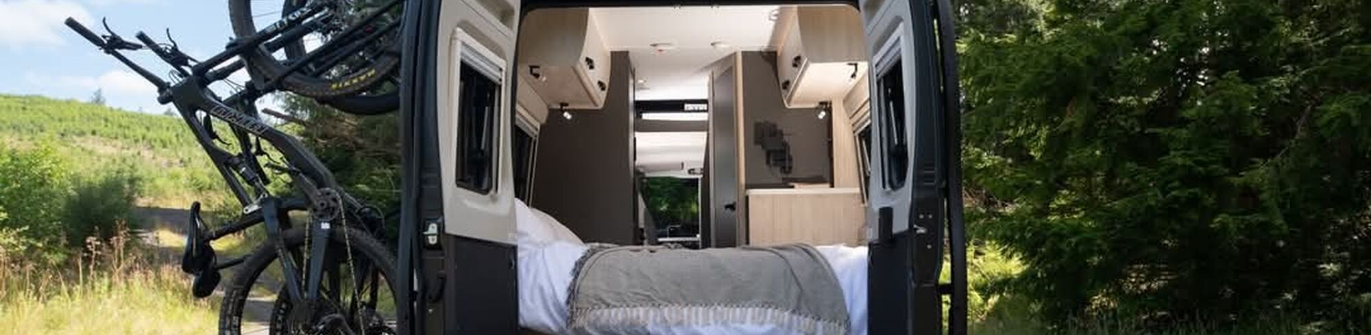 2025 Elddis Xplore CV X8 rear door