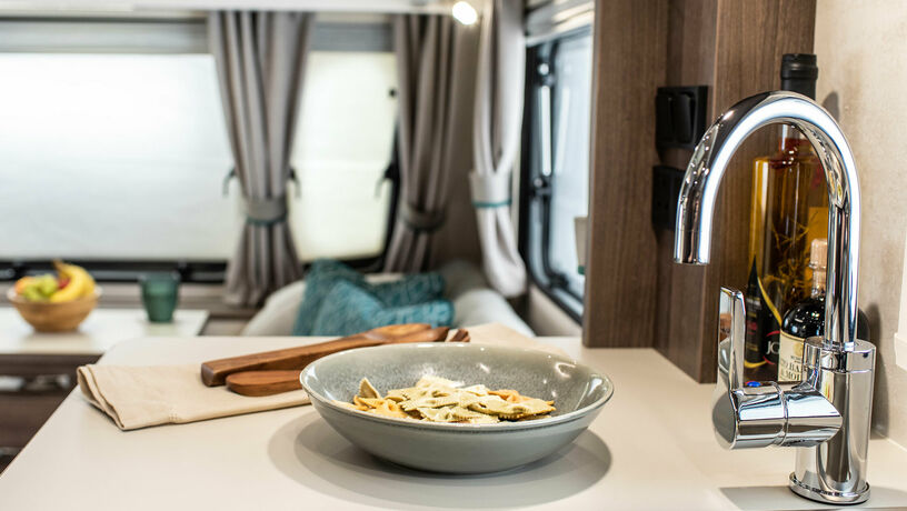 Elddis Affinity 550 kitchen