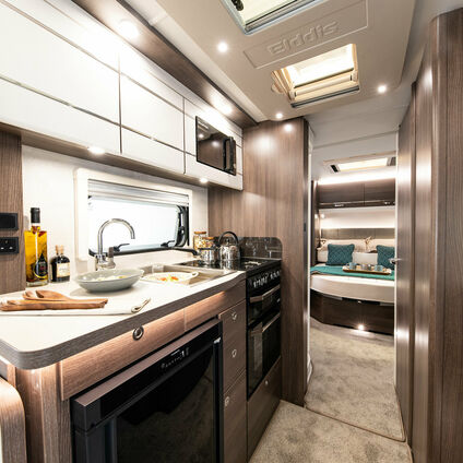 Elddis Affinity 550 kitchen3