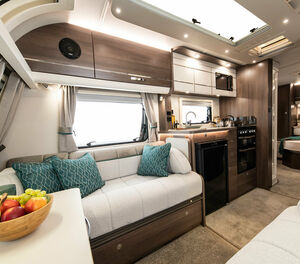 Elddis Affinity 550 living