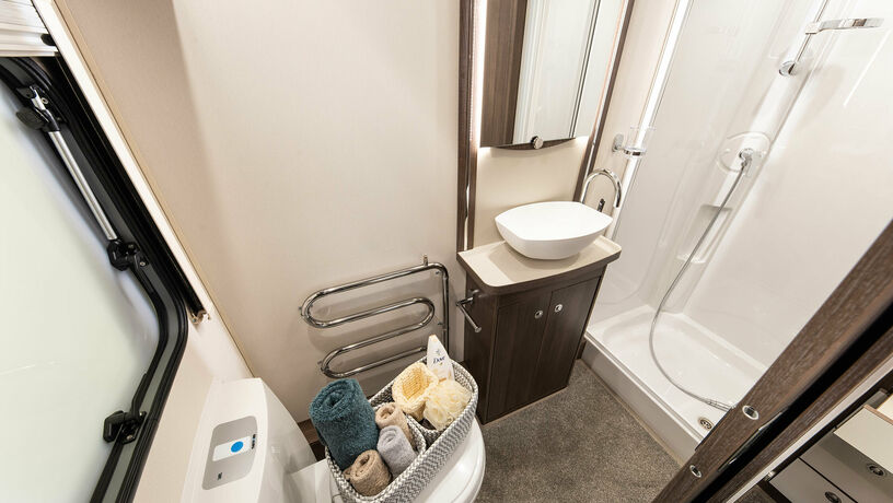 Elddis Affinity 554 bathroom3