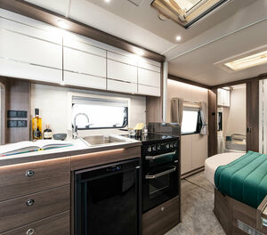 Elddis Affinity 554 kitchen3