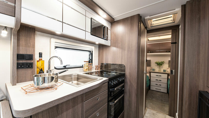 Elddis Affinity 574 kitchen3