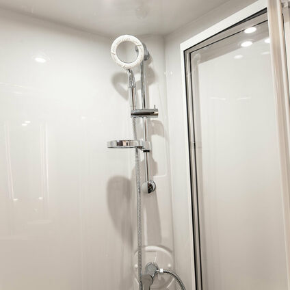 Elddis Affinity 574 shower