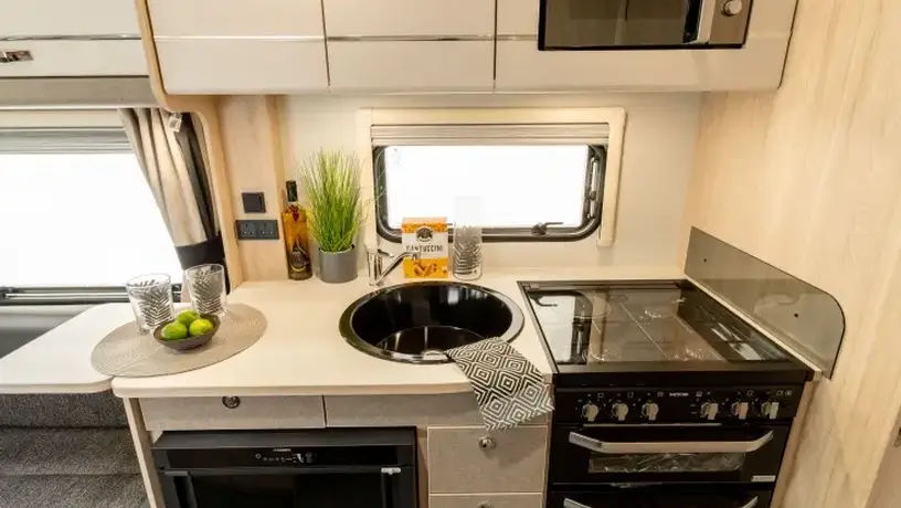 Avante apex 550 17 740x740 crop q100