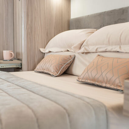 Elddis Avante 554 bed4