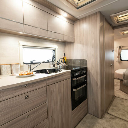 Elddis Avante 860 kitchen