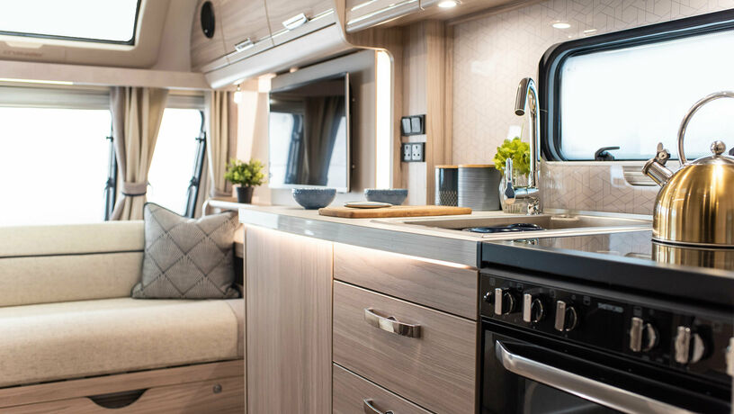 Elddis Crusader Boreallis kitchen2