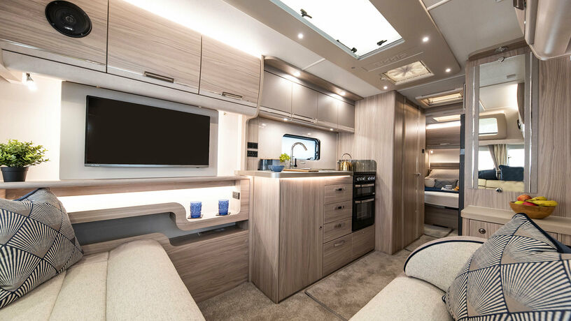 Elddis Crusader Boreallis living3