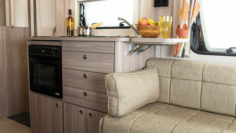 Elddis Xplore 304 kitchen