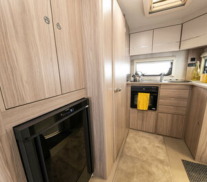 Elddis Xplore 422 living6