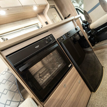 Elddis Accordo 120 kitchen