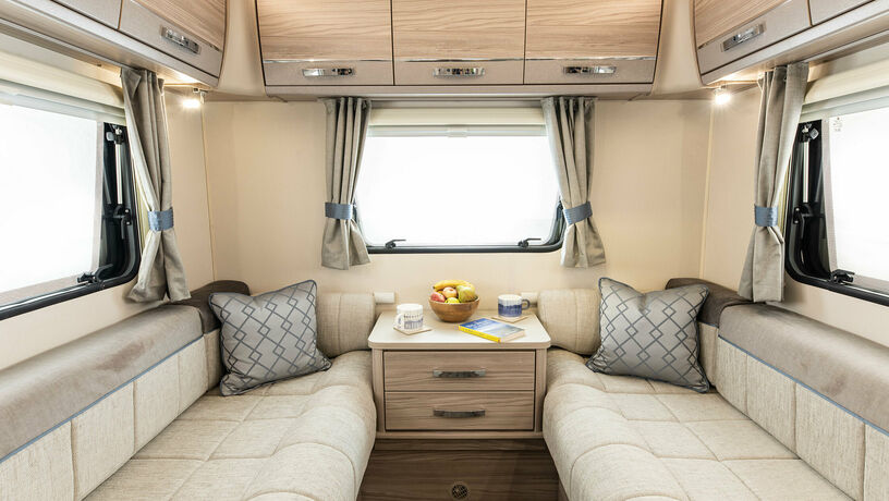 Elddis Accordo 120 living