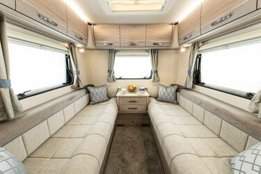 Elddis Accordo 120 living2