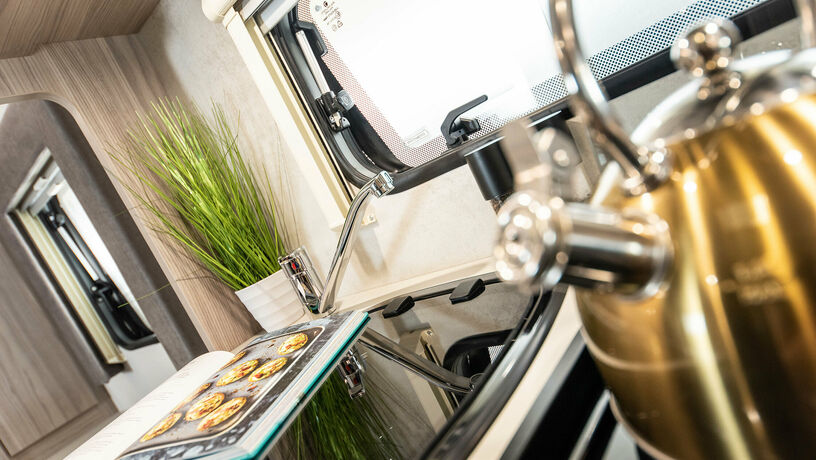 Elddis Autoquest 150 kitchen
