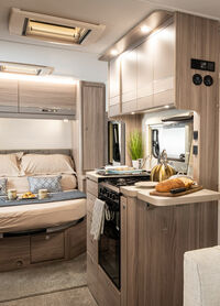 Elddis Autoquest 150 portrait