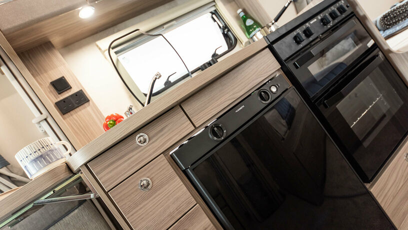 Elddis Autoquest 185 kitchen