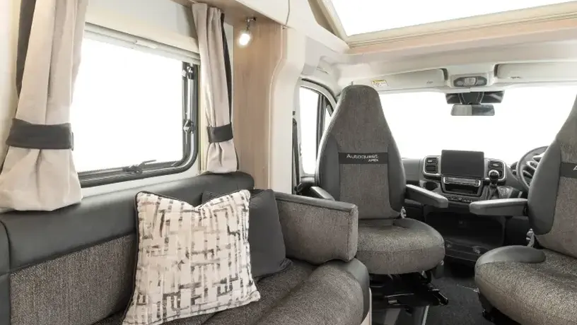 Autoquest apex 194 5 740x740 crop q100