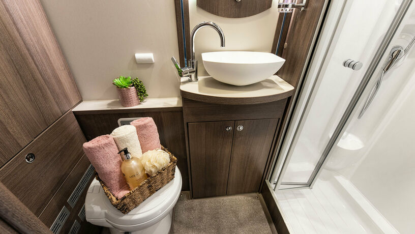 Elddis Encore 285 bathroom2