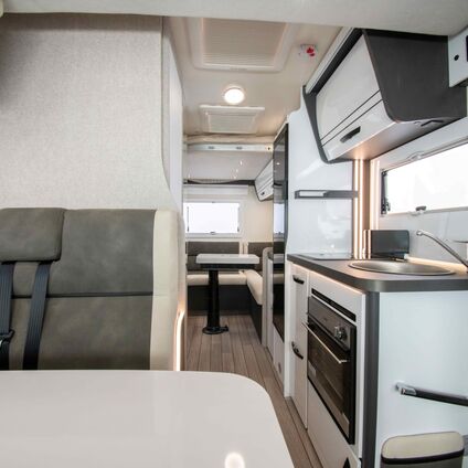 Mc Louis Fusion 330 Front to Back