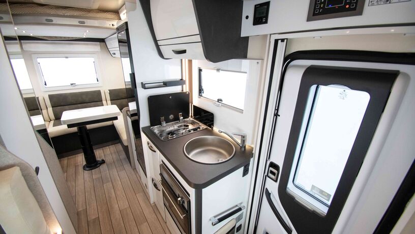 Mc Louis Fusion 330 Kitchen 4