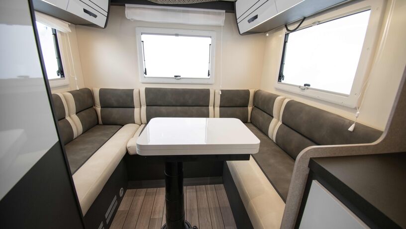 Mc Louis Fusion 330 Rear Lounge 2