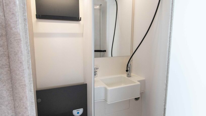 Mc Louis Fusion 330 Shower and Toilet