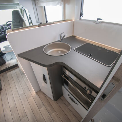 Mc Louis Fusion 379 Kitchen 2