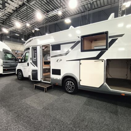 KP90 ZMV111 2025 garage