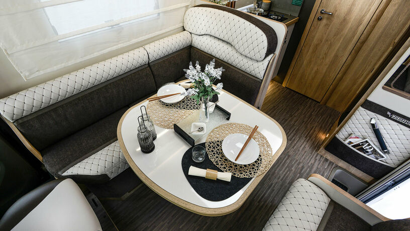 Mobilvetta K Yacht 59 dining