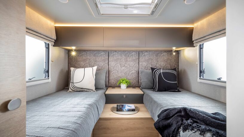 Trail Lite Aug25 5006 Karapiro 300 slate