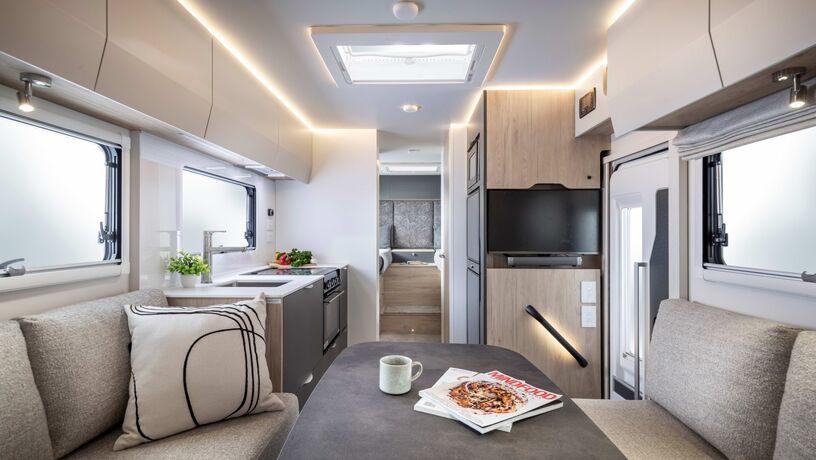 Trail Lite Aug25 5004 Karapiro 300 Slate